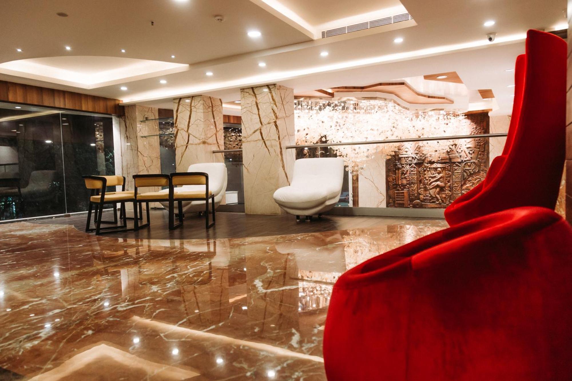 Hotel Park Elanza Ченнаи Экстерьер фото